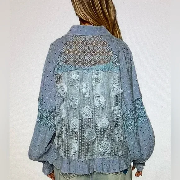 POL Blue Roses and Lace Jacket - Picture 5 of 5